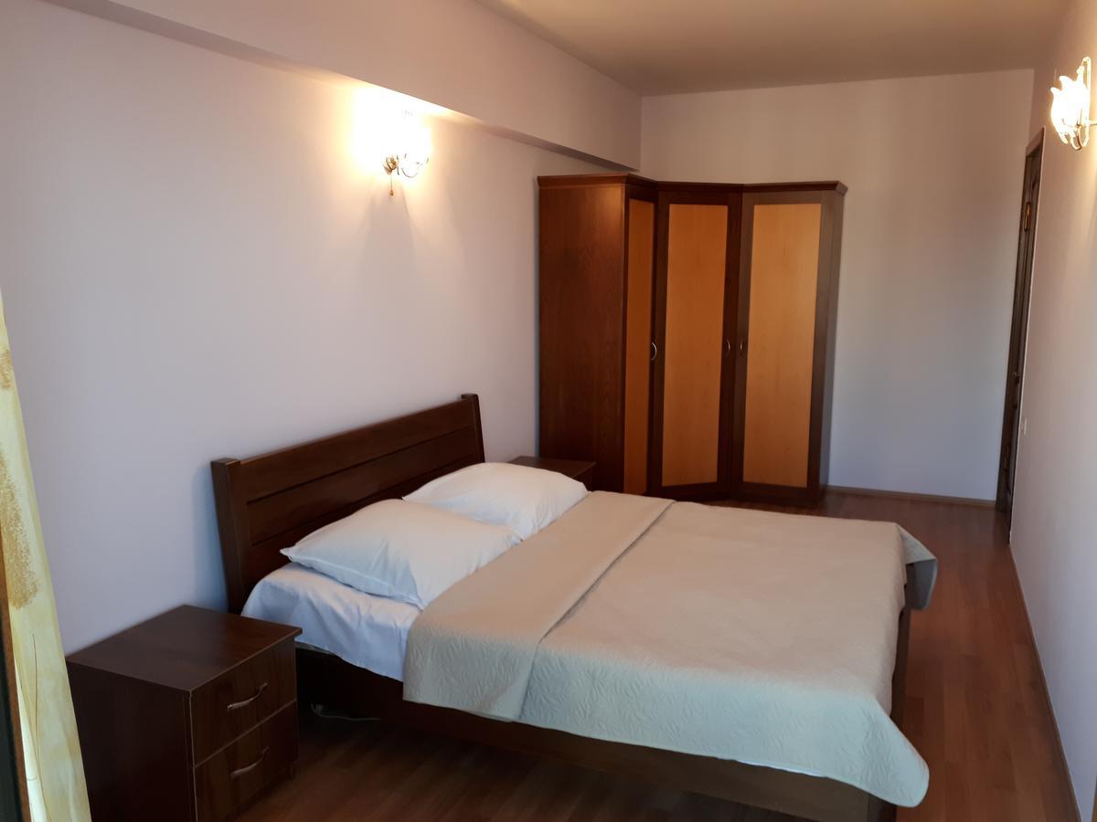 Apartment Archil Батуми Екстериор снимка