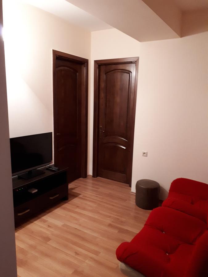 Apartment Archil Батуми Екстериор снимка